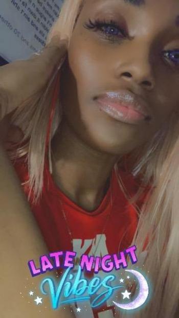 MZZ NIKKI, 26  female escort, Odessa