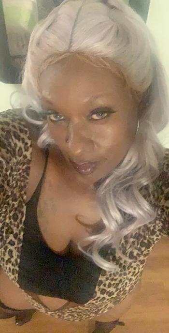 5752002479, 36 African American female escort, Odessa