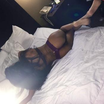 Taylordoll28, 23 Mixed female escort, Odessa