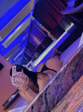 Katherine, 24  female escort, Odessa